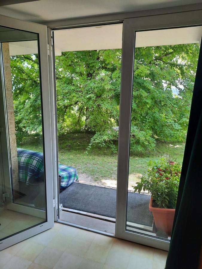 Les Coteaux De Planeze, Chambre Pour 2, 3 Ou Famille Nombreuse 2 Adultes 5 Enfants Et Jeunes Belmont-Bretenoux 外观 照片